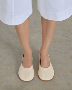 Rina Flat, Crema Rina dear-frances 